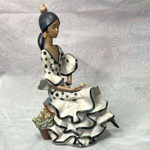 Lladro Porcelain Figurine, Spanish / Andalucian Dancer 2170